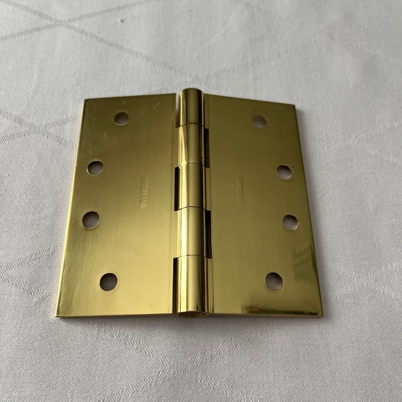 BALDWIN HARDWARE Square Corner Door Hinges 4" x 4" Polished Brass 1040-030 Set - Picture 5 of 9